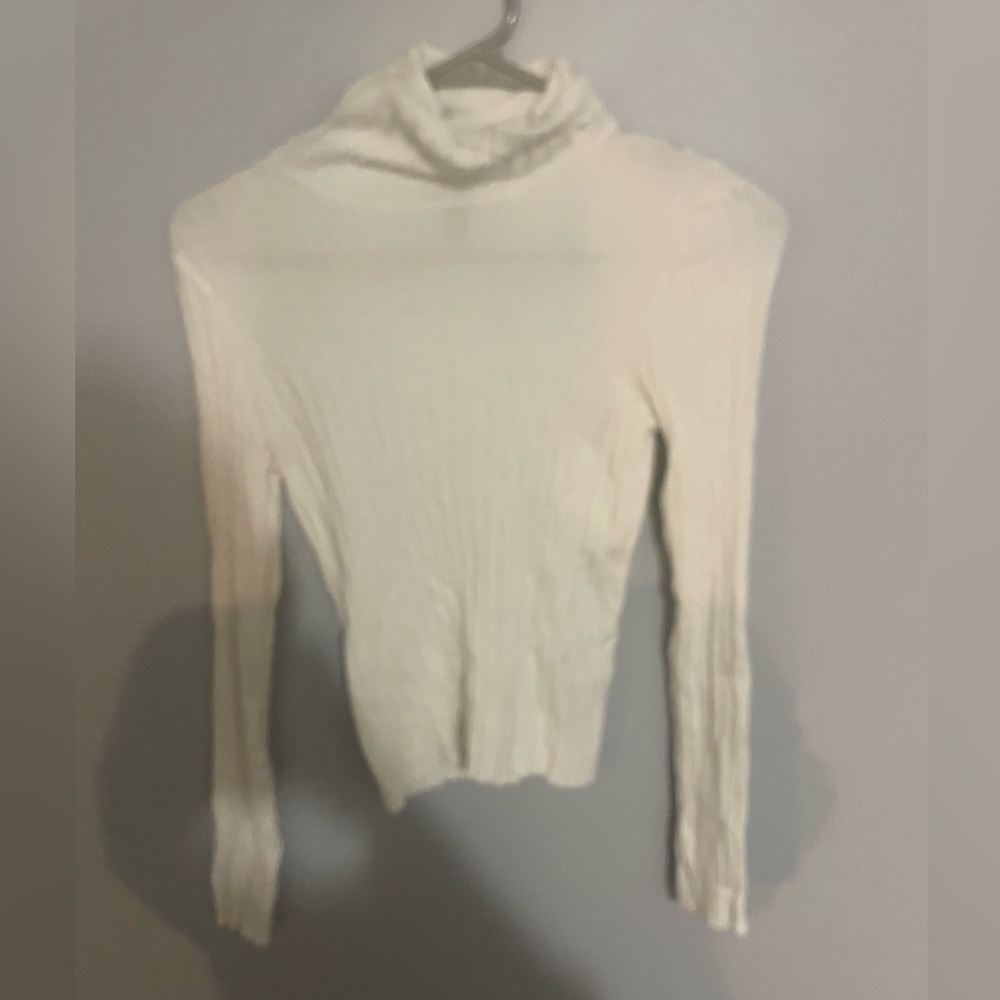 White turtle neck